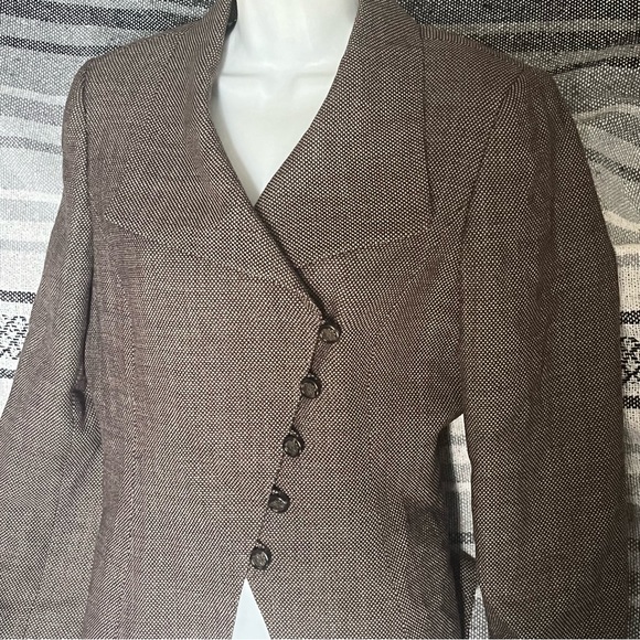 TAHARI Asymmetrical cropped wool Brown blazer - Picture 1 of 5